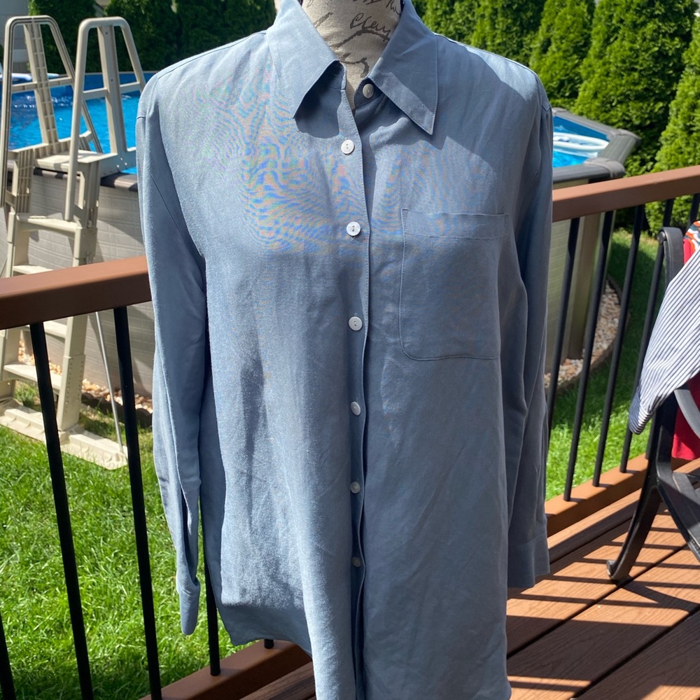 NWOT LIZ CLAIBORNE LT BLUE RAMIE-RAYON BLOUSE
